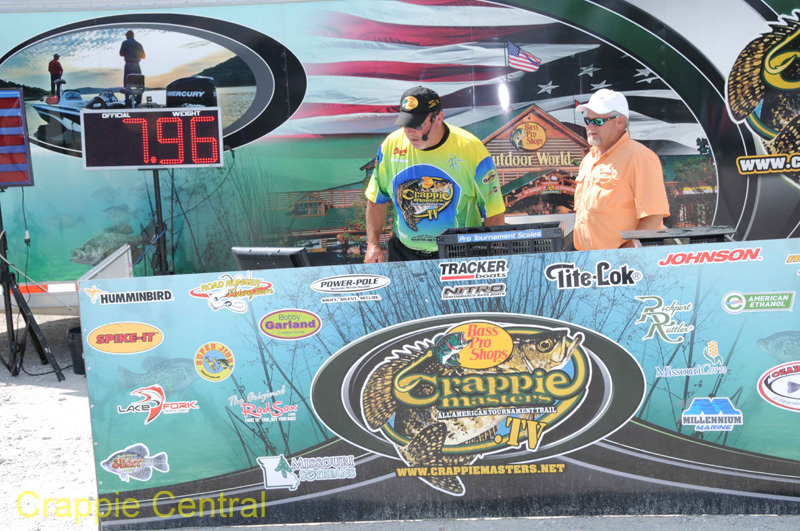 160521060518-268_crappie_masters_20160521