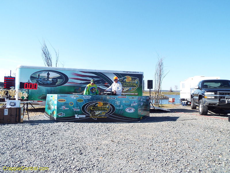 27-02-2016-18-01-00-DSCF5748