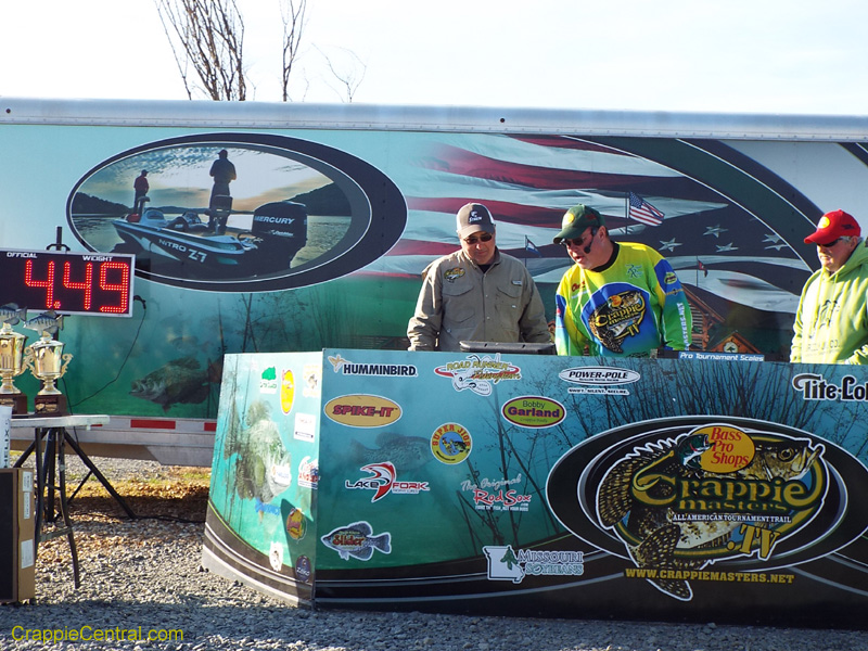 27-02-2016-18-17-08-DSCF6106